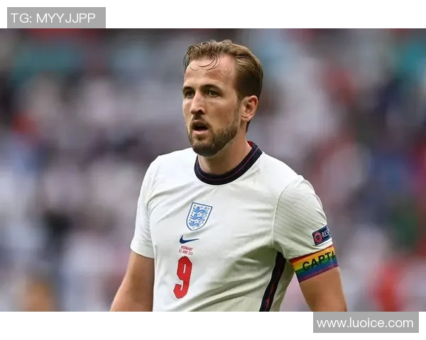 2025年现役足球十大球星排名及其影响力分析 2025年现役足球十大球星排名及其影响力分析