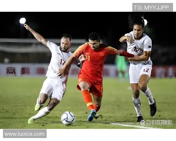 十大足球解围球星精彩瞬间集锦 每一脚防守都令人震撼 十大足球解围球星精彩瞬间集锦 每一脚防守都令人震撼