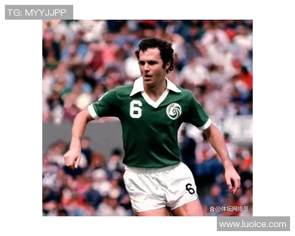 足球场惊现巨星风采震撼全场,高清图片展现球员瞬间精彩瞬间 足球场惊现巨星风采震撼全场,高清图片展现球员瞬间精彩瞬间