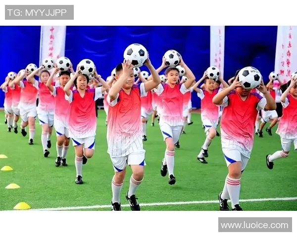 1月8日出生的足球传奇:从天赋少年到世界巨星的成长历程 1月8日出生的足球传奇:从天赋少年到世界巨星的成长历程